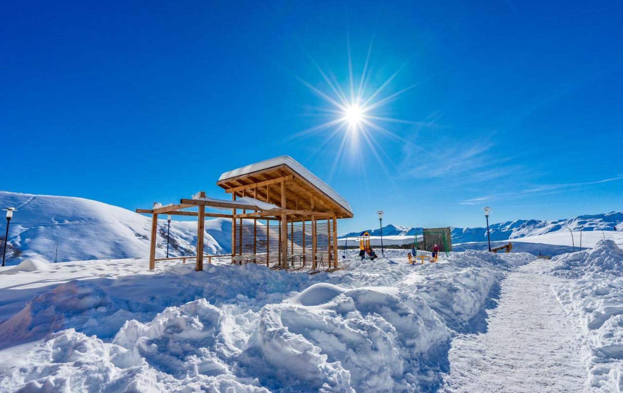 Gvc New Gudauri Alpic Mountain View Apartment Luaran gambar