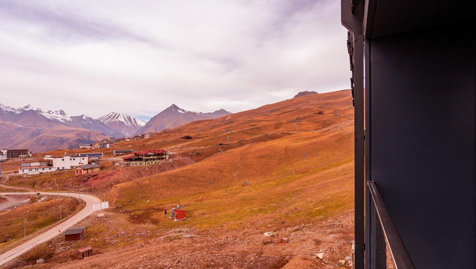 Gvc New Gudauri Alpic Mountain View Apartment Luaran gambar